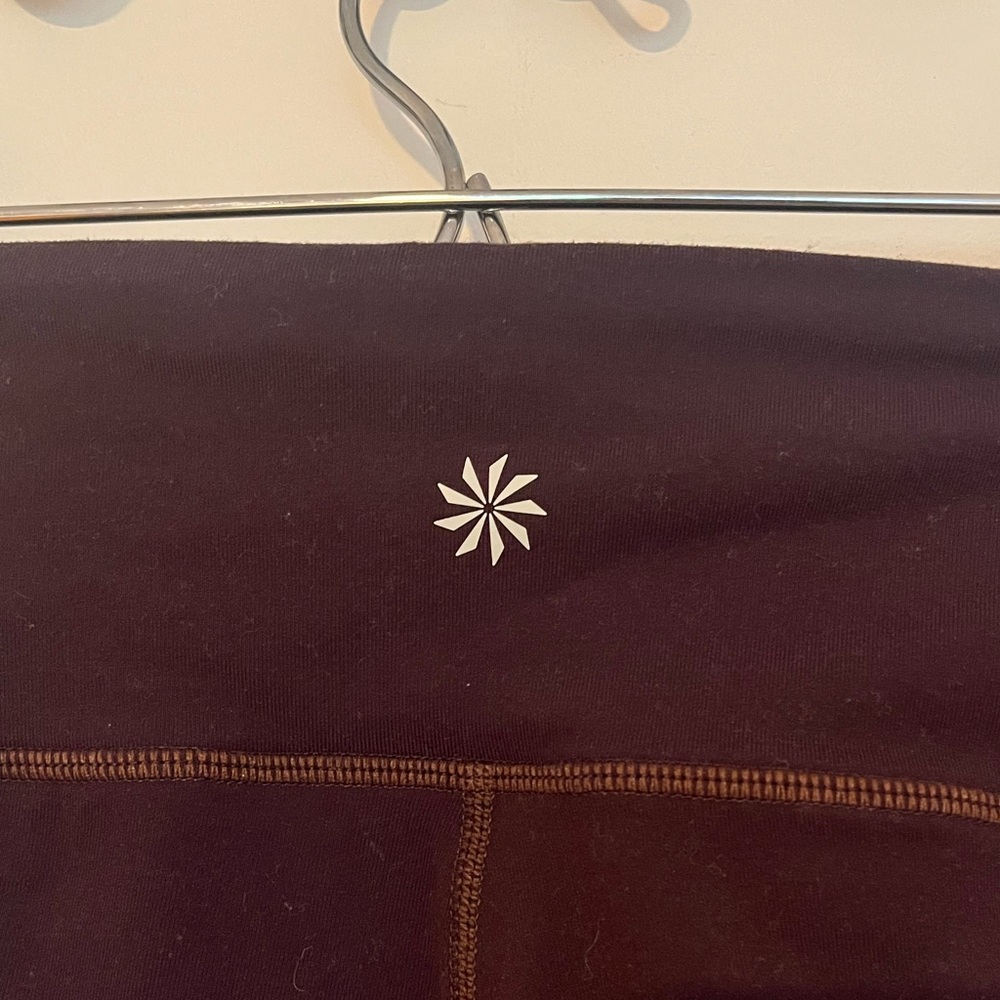Athleta Capri Leggings
